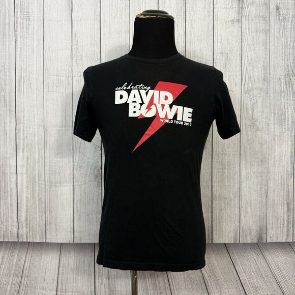 Celebrating David Bowie Men's Med Black Official 2017 Tour VIP Package T-Shirt - Picture 1 of 7